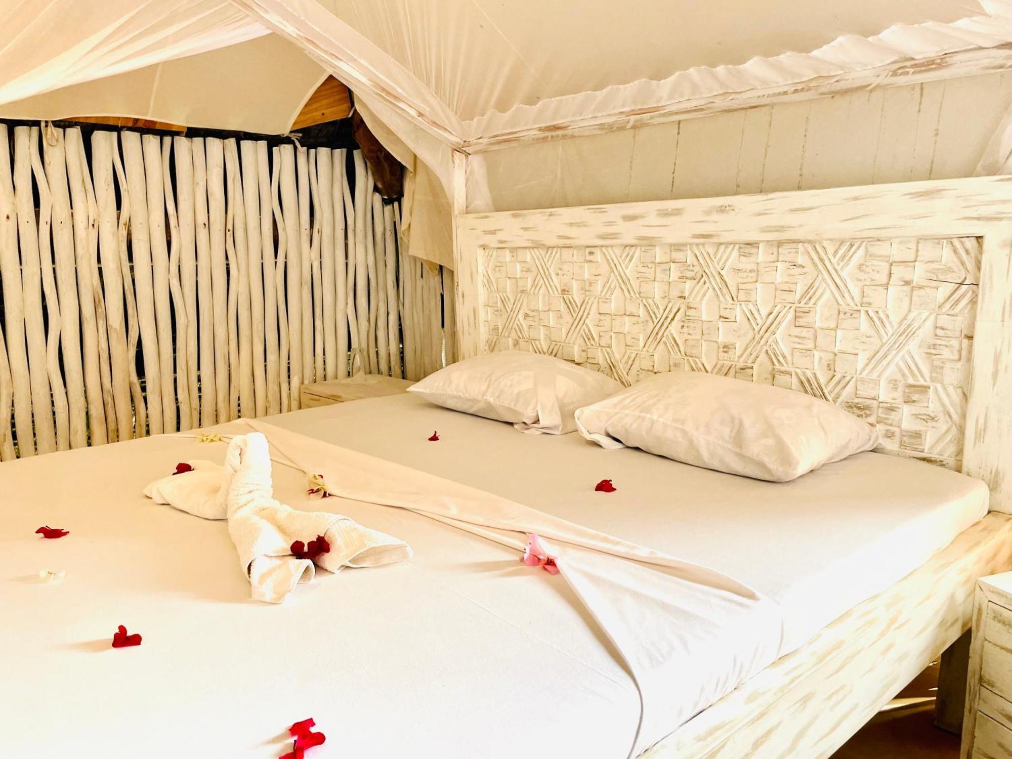 Bed and Breakfast Nyumba Ya Afrika Ватаму Экстерьер фото