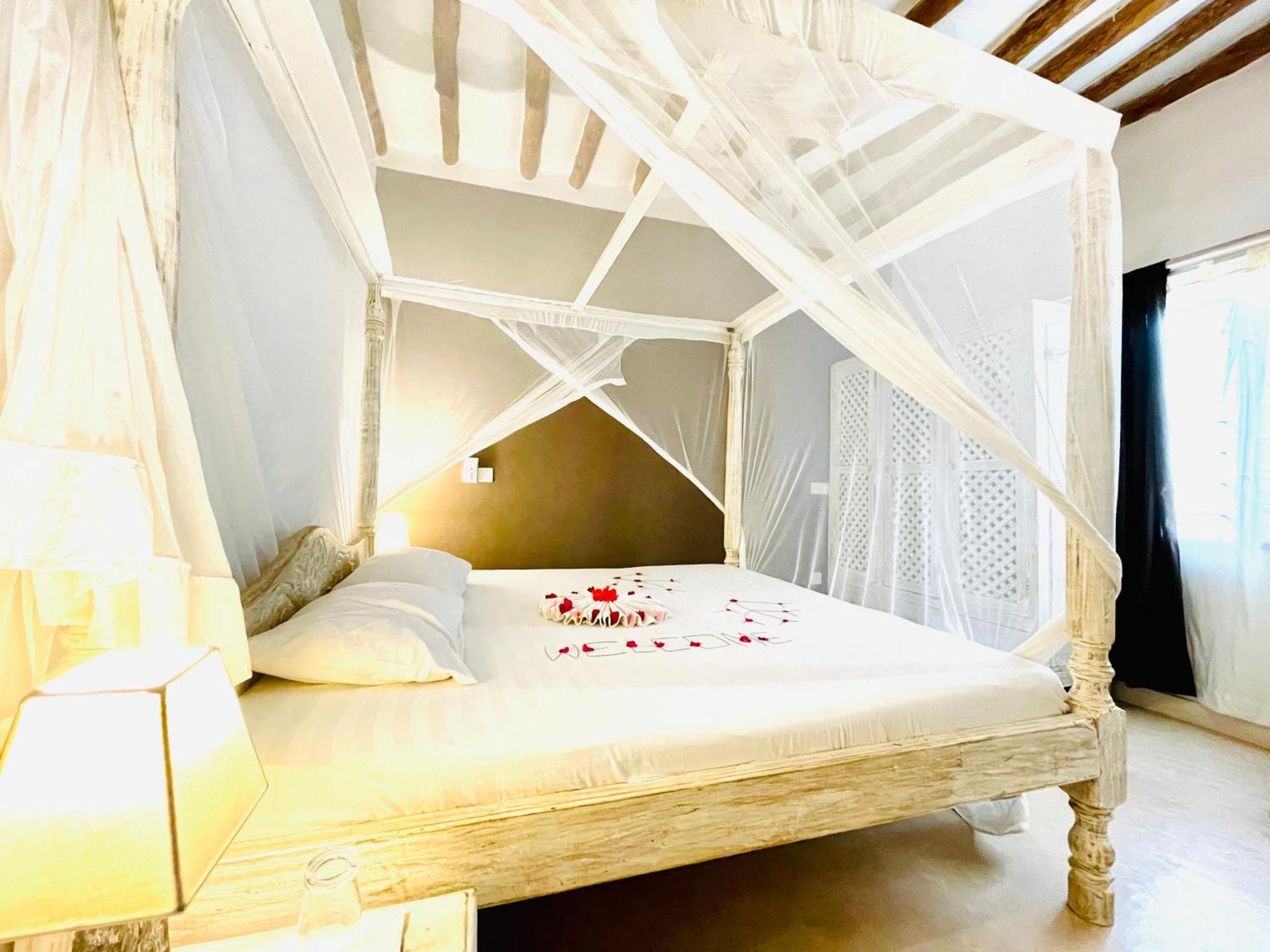 Bed and Breakfast Nyumba Ya Afrika Ватаму Экстерьер фото