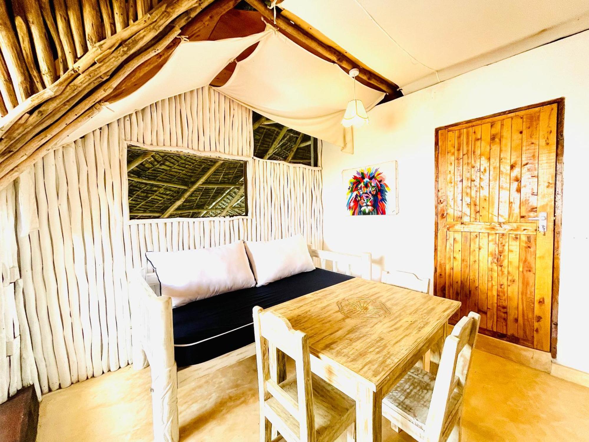 Bed and Breakfast Nyumba Ya Afrika Ватаму Экстерьер фото